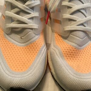 Like new womens Adidas prime blue tennis shoes size 81/2